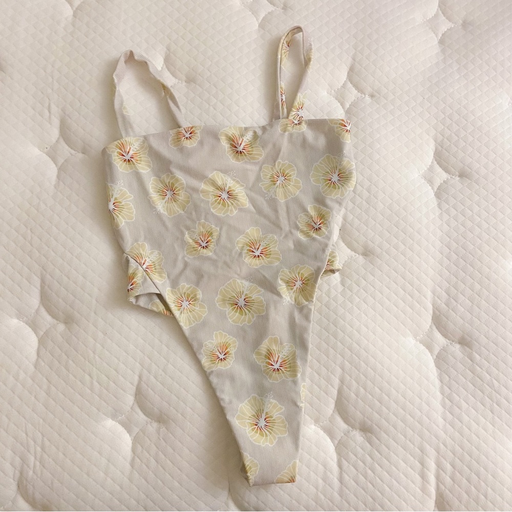 BENOA UTOPIA ONE PIECE - YELLOW HAPA